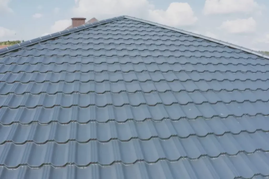 Comparative Analysis Metal Vs Asphalt Roof Which is more beneficial